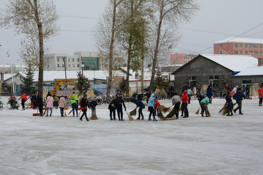 校园清雪劳动