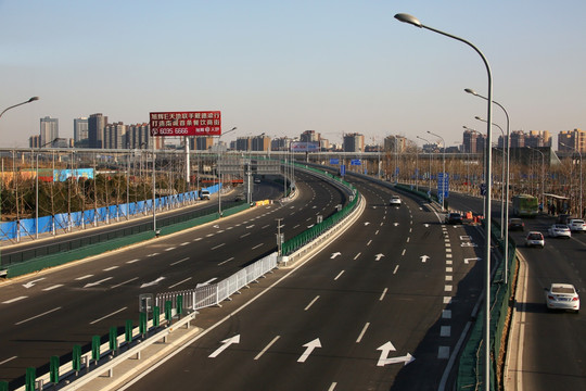 北京京良路