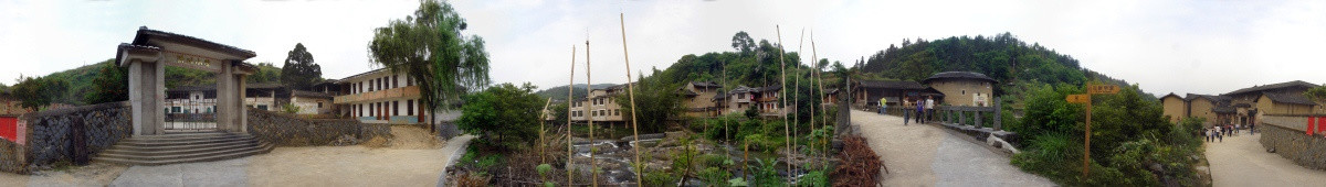 土楼地区洪川小学全景