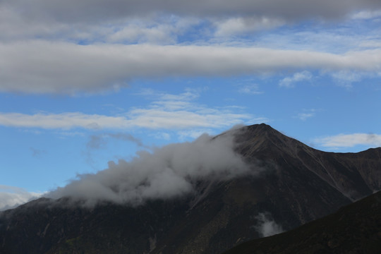 高山丘壑