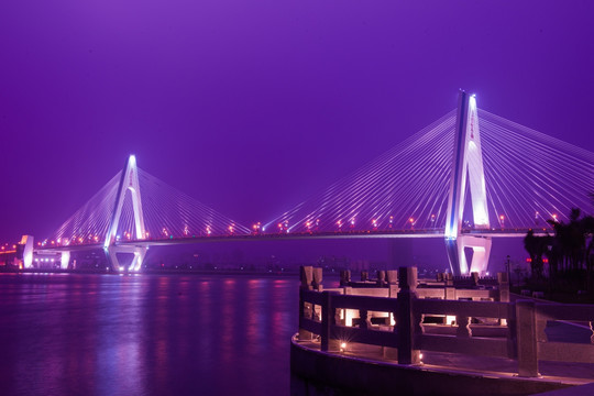 ?？?跨海大橋