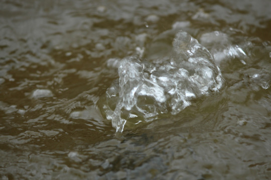 喷泉水花 水 水珠 喷水 晶莹