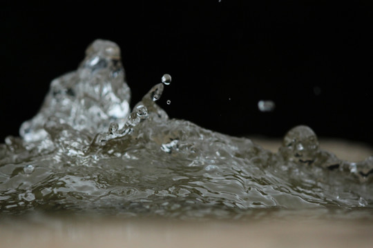 喷泉水花 水 水珠 喷水 晶莹