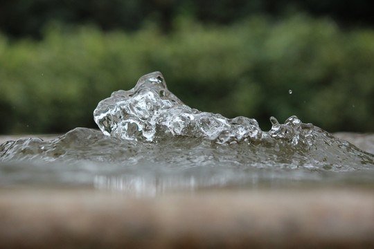 喷泉水花 水 水珠 喷水 晶莹