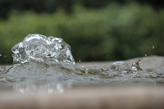 喷泉水花 水 水珠 喷水 晶莹