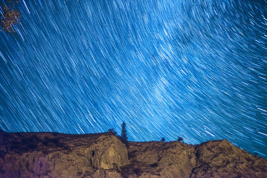 新疆烏孫古道星空