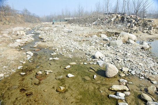 河床 小河 清泉