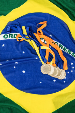巴西国旗上的金牌