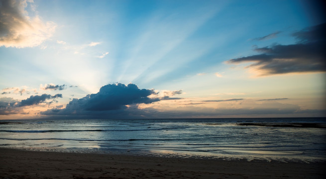 大海日出