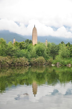 大理崇圣寺三塔