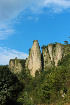 石头山 青山 蓝天白云 山 石