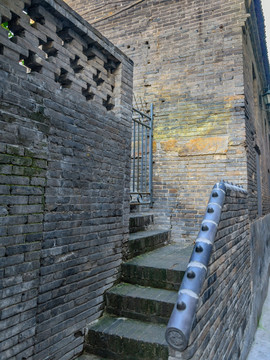 青砖建筑 院墙 台阶 入口