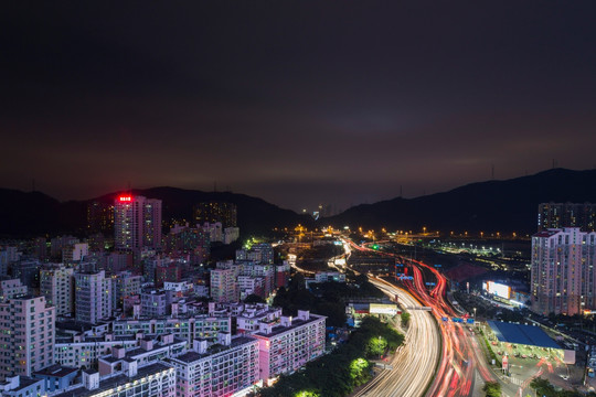 深圳梅林关夜景