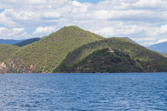 泸沽湖