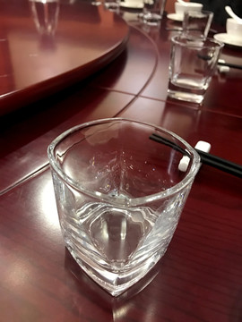 水杯