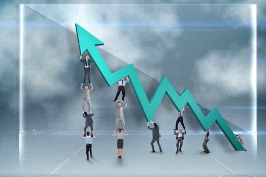 企業(yè)團隊舉著數(shù)據(jù)箭頭的復合形象