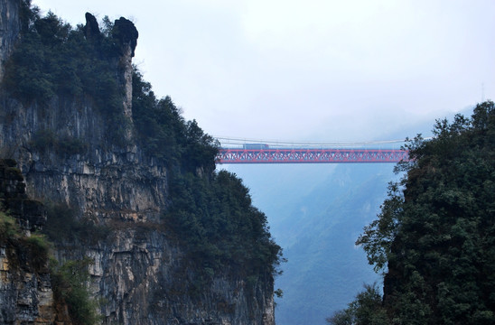 矮寨大桥