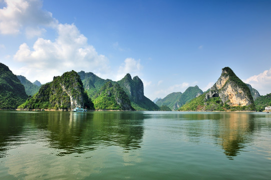 广西上林大龙湖景观