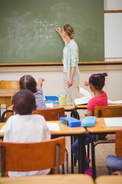 小学董事会数学写作