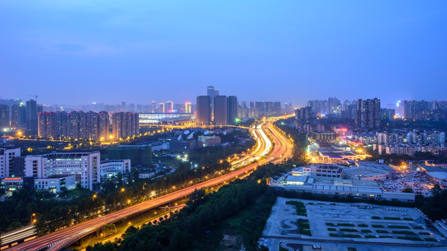 俯瞰成都三环S形道路夜景