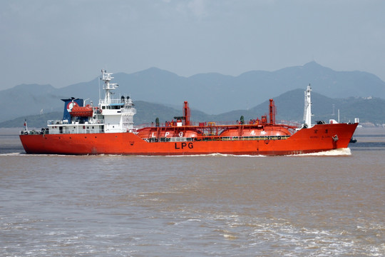 LPG船 液化石油气运输船