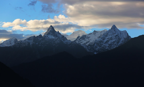 雪山 高清风光大图