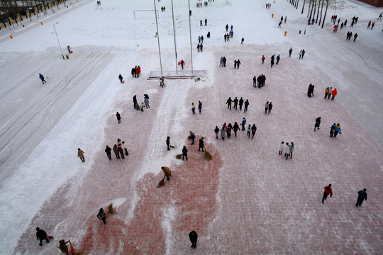 课间清雪