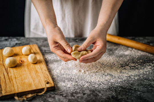 蛋黄酥制作