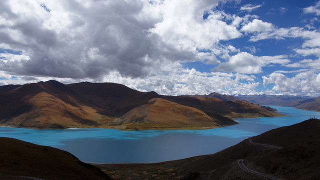 高山湖泊