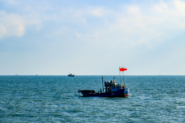 浩瀚大海捕鱼船