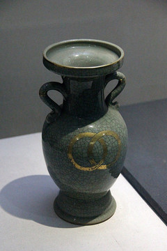 西安 古青龙寺 瓷瓶