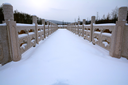 冬天的石桥