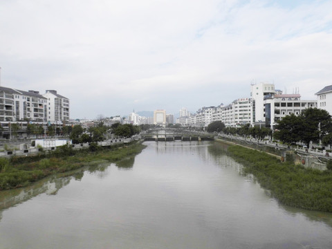 平川河畔