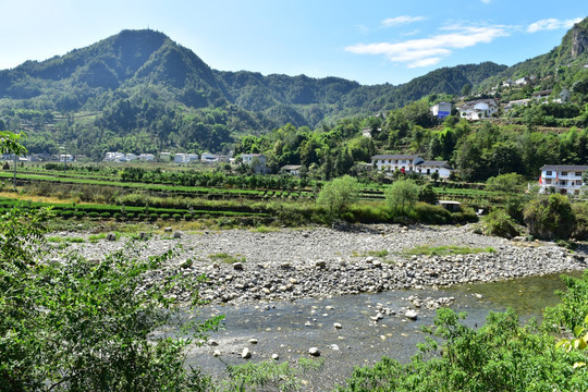 恩施市麂子渡景区田园风光