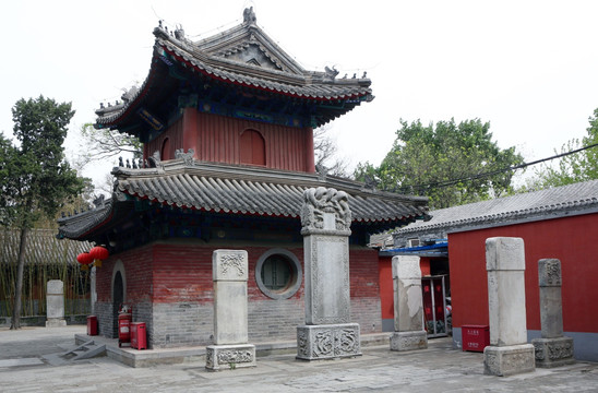 北京法源寺钟楼