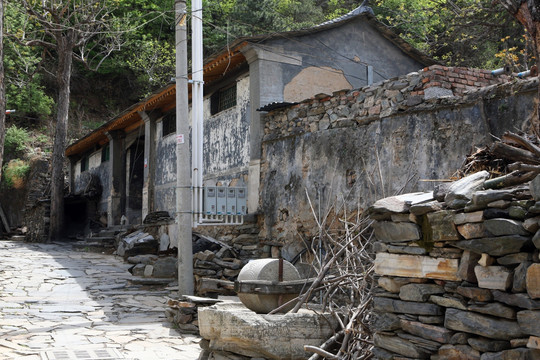 京西古村落水峪村