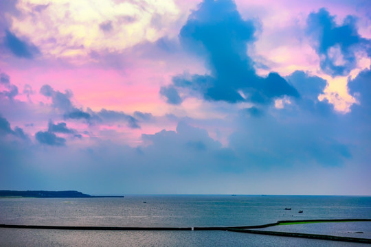 海岸朝霞