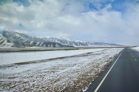 雪岭公路