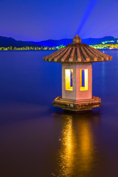 杭州西湖中式石灯
