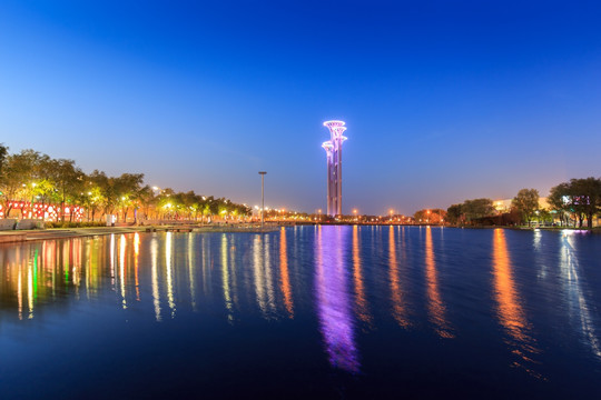 奥森公园奥海奥林匹克塔夜景