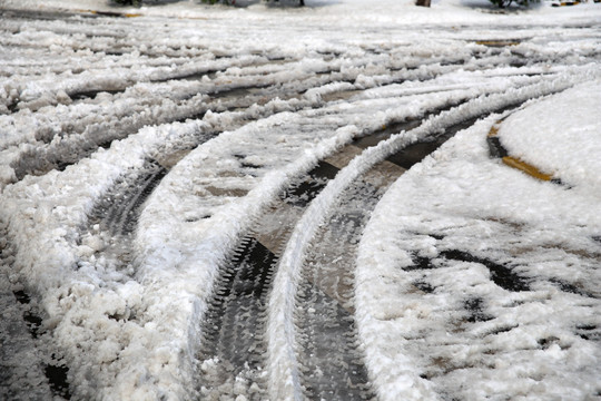 雪地车辙