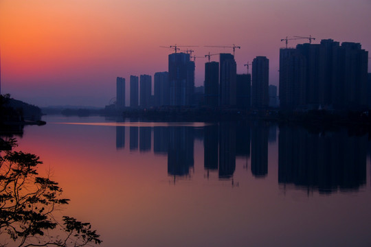 梅溪湖红日夕阳