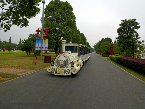 湖南长沙橘子洲景区游览车