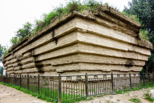 圓明園海晏堂水池遺址