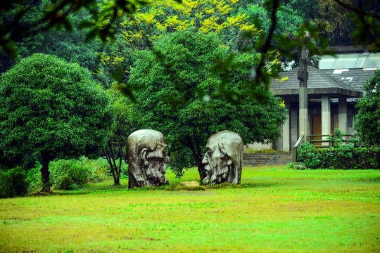 面对面的头像