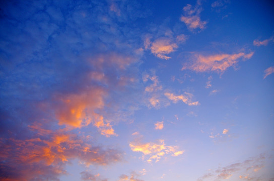 天空 彩霞