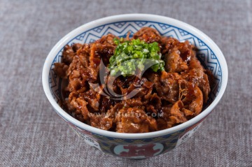 牛肉丼饭