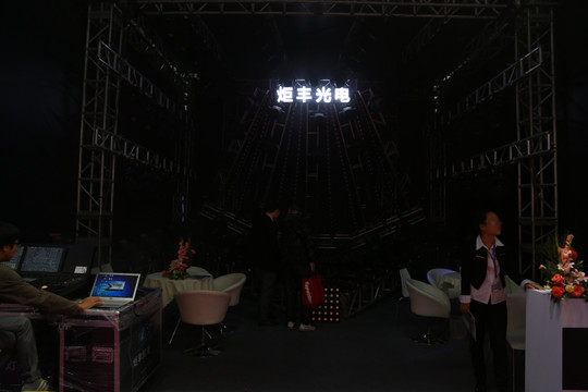 舞台光电设备
