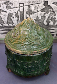 东汉绿釉陶奁