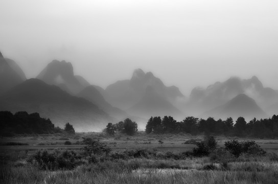 水墨山水